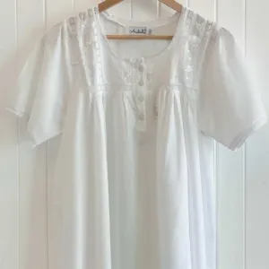 Lily Classic White Nightie